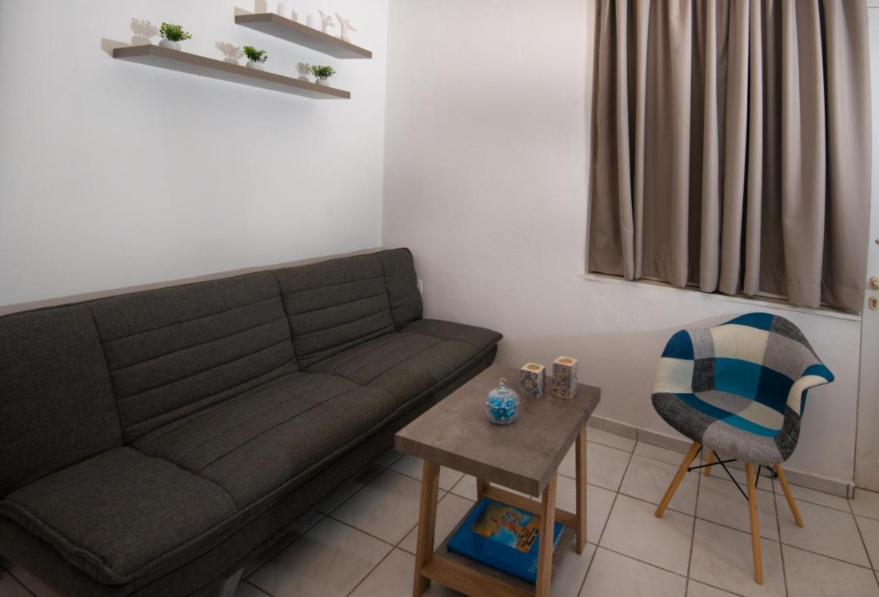 Salty Alley Seaside Apartment レティムノ エクステリア 写真